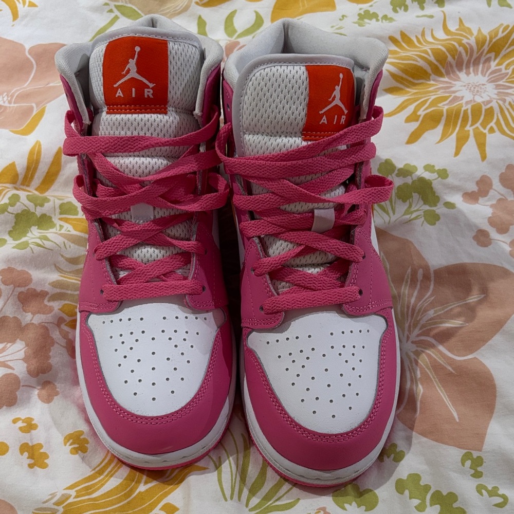 Pink& Orange air Jordan’s